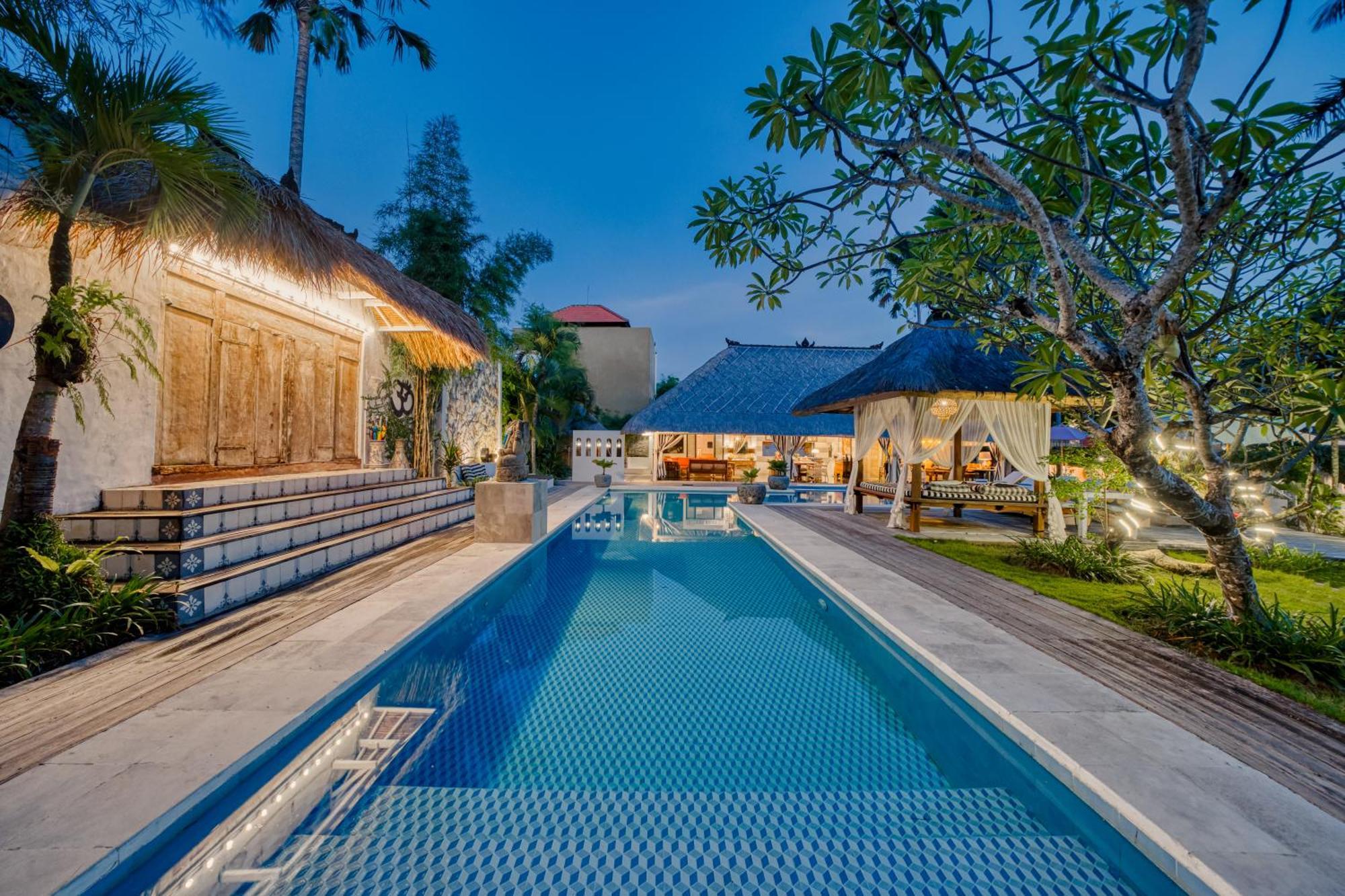 Villa Kalis, 10 Bedroom Family And Group Villa Seminyak Exteriér fotografie